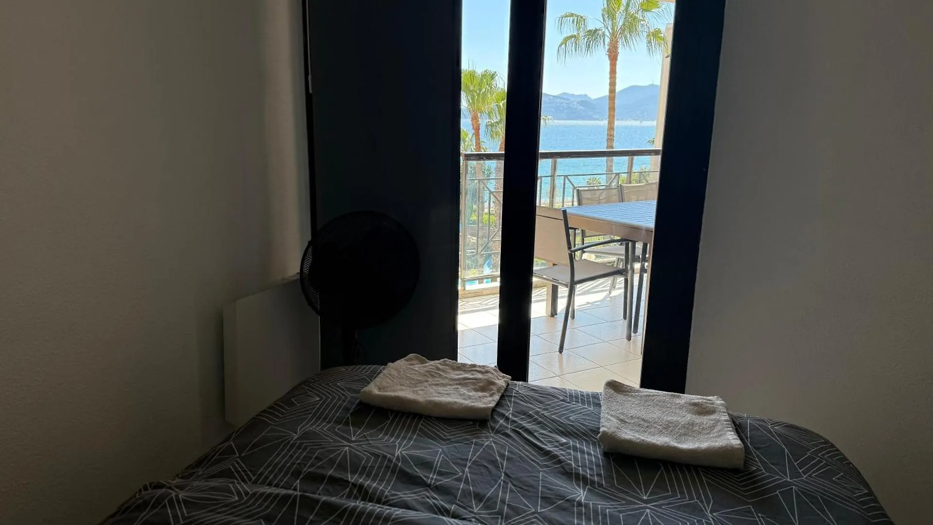 A 2 Minutes De La Plage Vue Mer Et Piscine Cannes Frankrijk